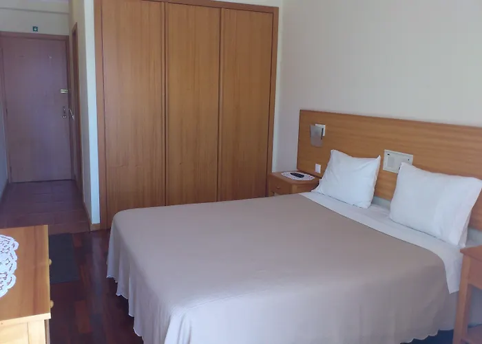 Hotel Lagoa Azul Do Geres