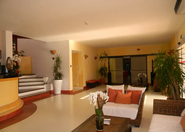 Cala Rosa Club Hotel