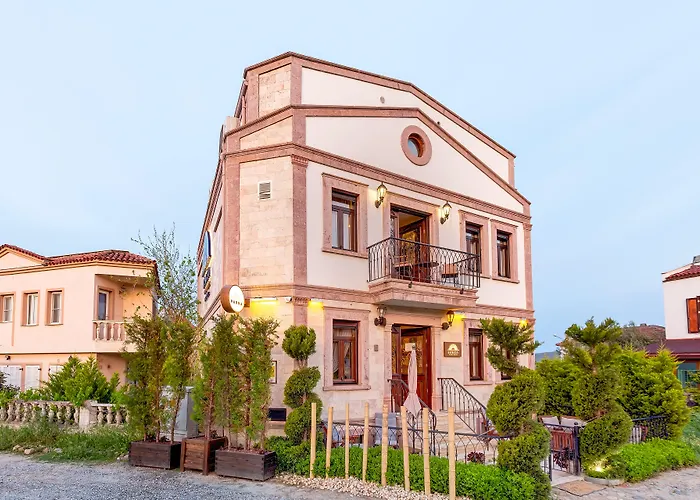 Parna Hotel