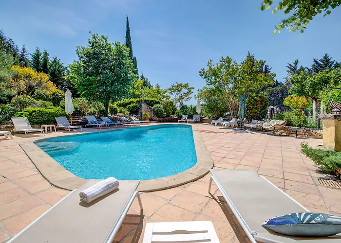 Logis Hotel Le Blason De Provence