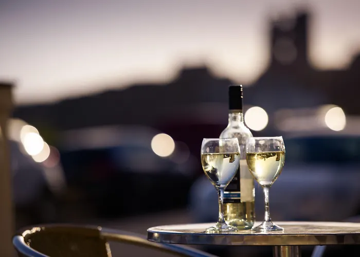 Delmont Hotel & View Restaurant