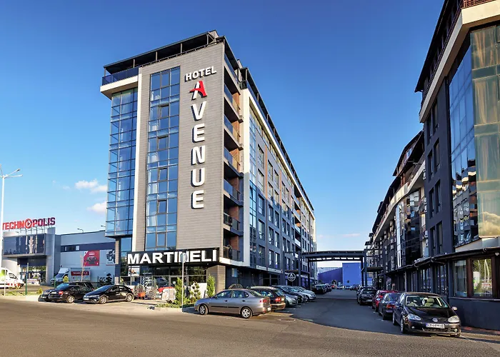 Avenue Hotel