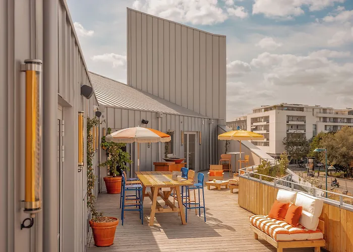 Eklo Hotels Bordeaux Centre Bastide