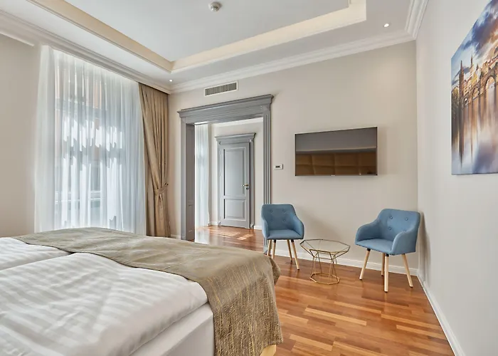 Golden Key Boutique Hotel