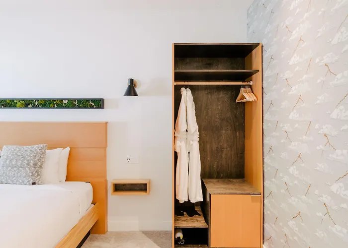 Pluvio Restaurant And Rooms