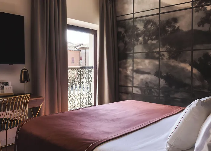 Hotel Ferrara