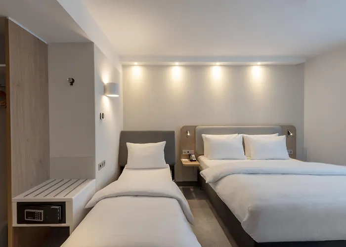 Holiday Inn Express & Suites - Potsdam By Ihg