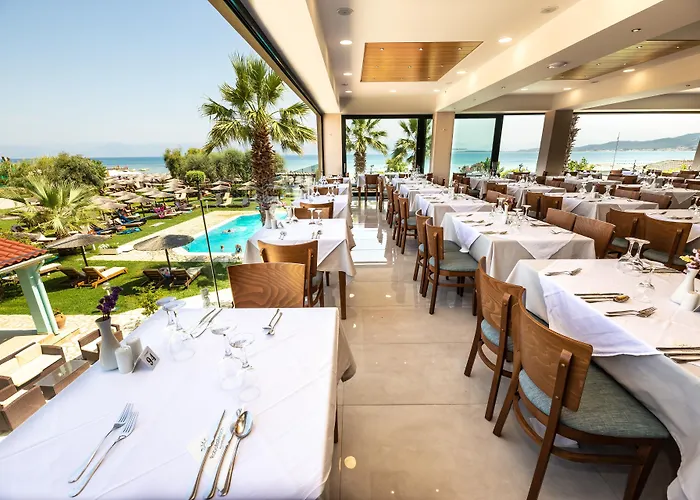 Robolla Beach Aparthotel