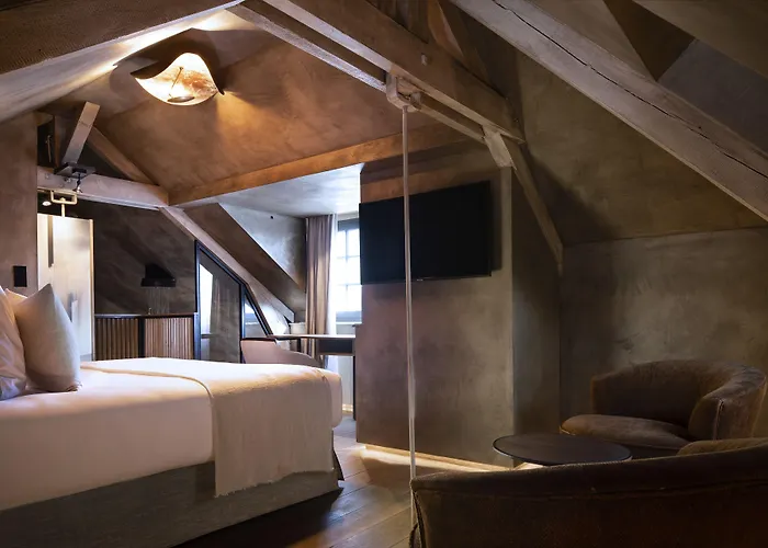 Hôtel Saint-Delis - La Maison du Peintre - Relais&Châteaux