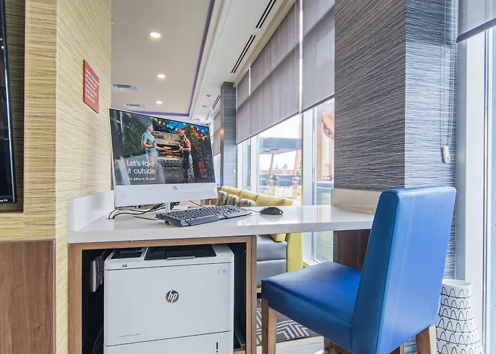 Towneplace Suites By Marriott Brantford And Conference Centre