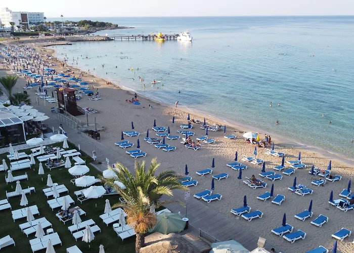 Flamingo Paradise Beach Hotel - Adults Only