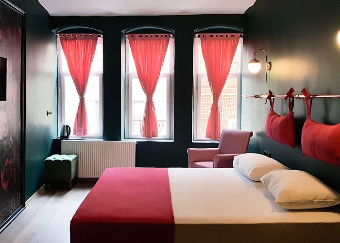 Casa Rosa Suites