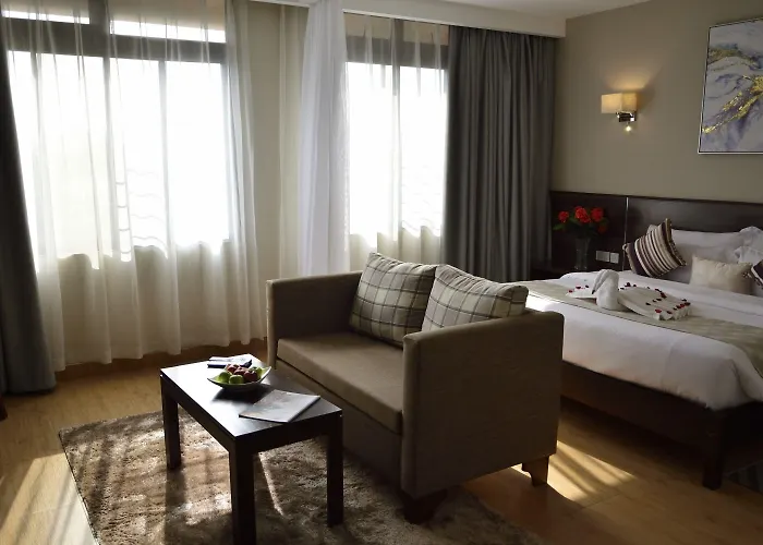 Razana Hotel