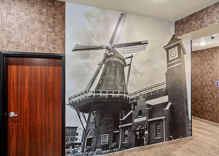 Cobblestone Hotel & Suites - Little Chute