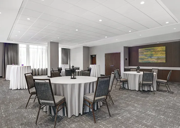 Courtyard By Marriott Manhattan Aggieville