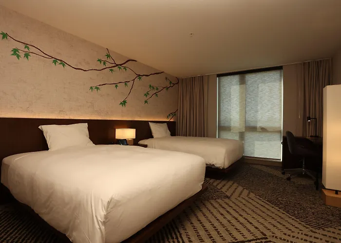 Cedartree Hotel Portland Hillsboro