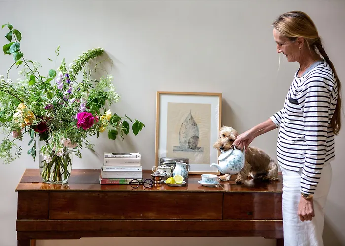 Cristine Bedfor Mahon Boutique Hotel