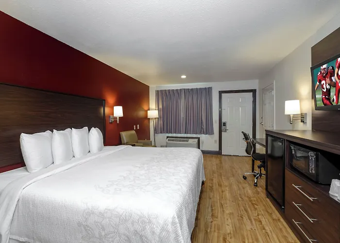 Red Roof Inn Plus+ Hammond