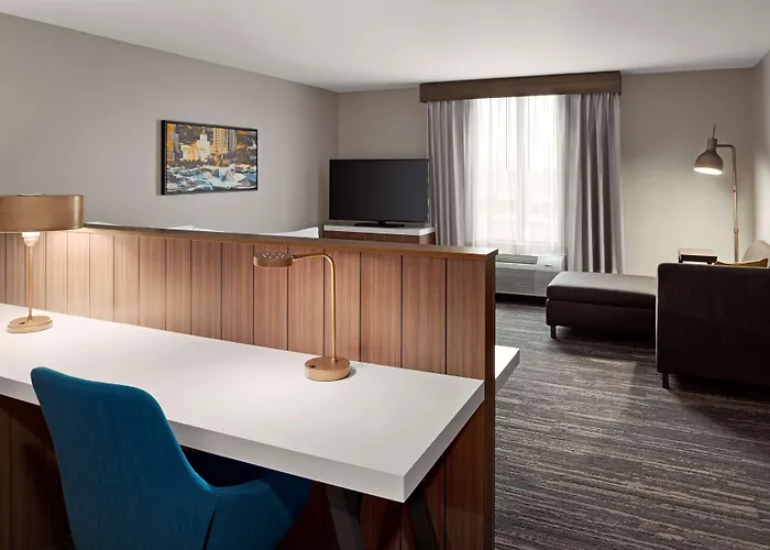 Hilton Garden Inn Milwaukee Brookfield Conference Center