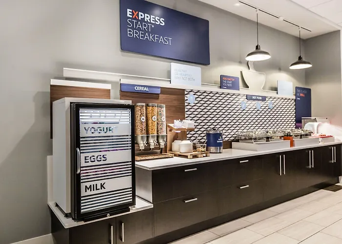 Holiday Inn Express & Suites Edmonton N - St Albert By Ihg