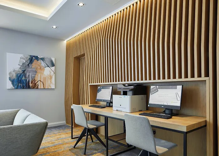 Courtyard By Marriott Oxford City Centre