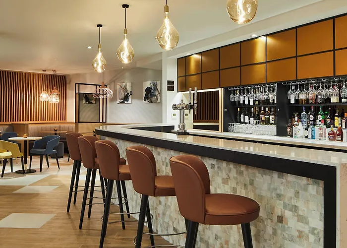 Courtyard By Marriott Oxford City Centre