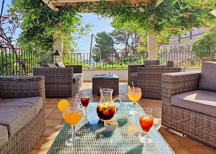 Boutique Hostal Oriola