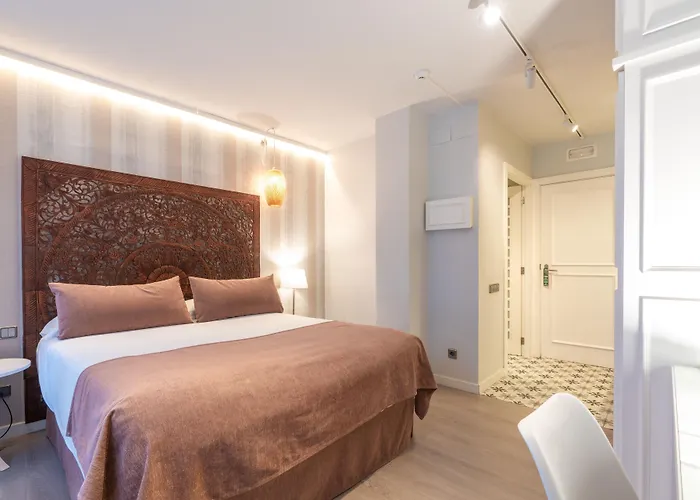 Serennia Fira Gran Via Exclusive Rooms