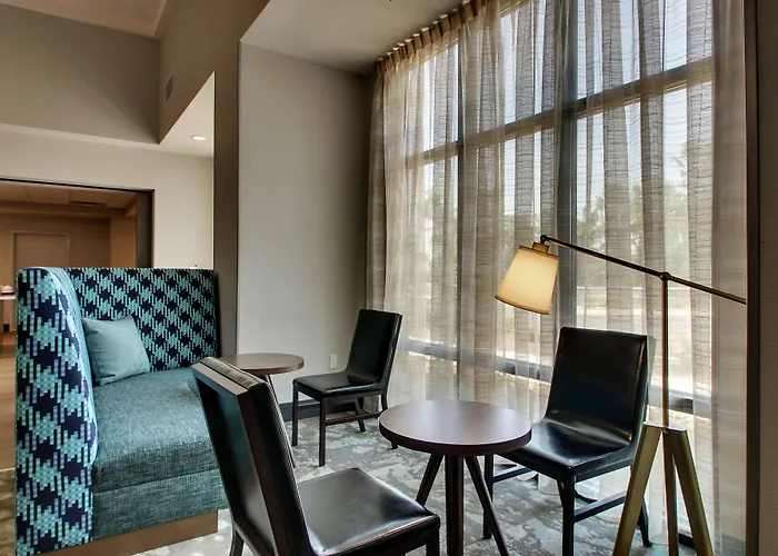 Hampton Inn & Suites By Hilton Southport
