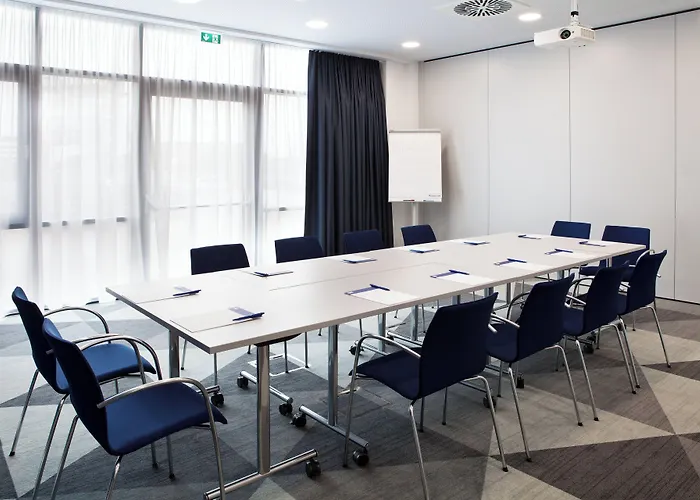 Holiday Inn Express Oberhausen By Ihg