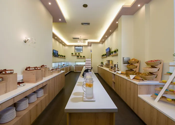 Isida Hotel Agia Marina