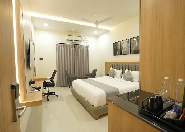 Oak Business Hotel