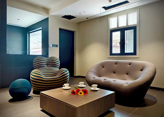Viento Redhouse Melaka By Rest Collection