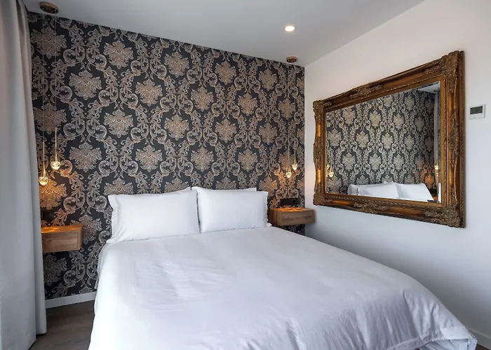 The Orange House Boutique Hotel And Upstairs Rooftop Bar Center Of La Cala De Mijas 100M From The Beach
