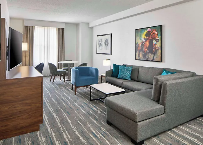 Hampton Inn & Suites Saratoga Springs Downtown