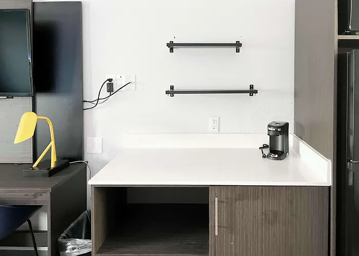 Studio 6 Suites - Lafayette, In