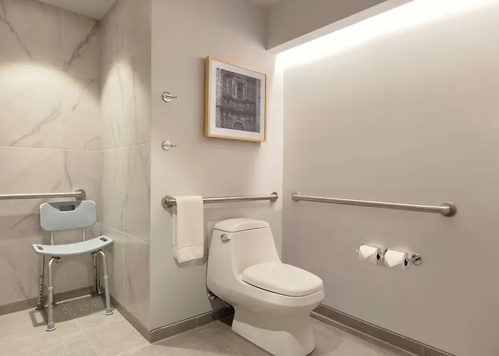 Hilton Garden Inn Guadalajara Airport