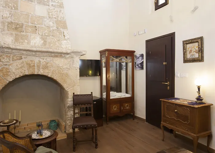 Porolithos Boutique Hotel