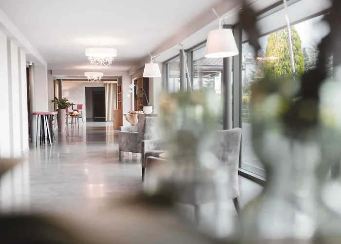 Hotel Tiefenbrunn Gardensuites & Breakfast