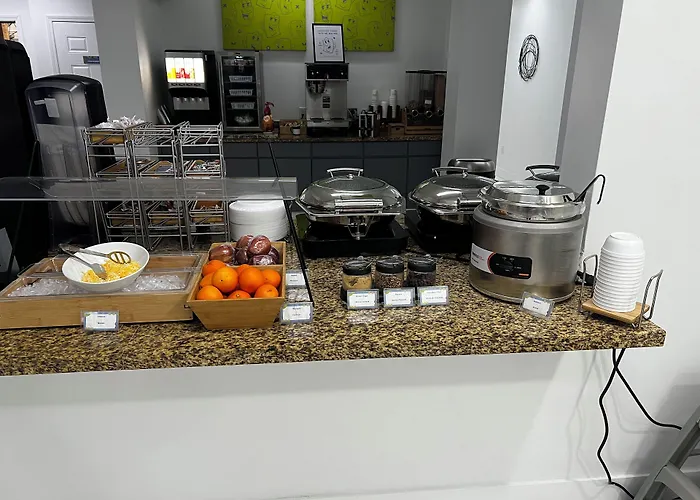 Baymont By Wyndham Jacksonville Airport