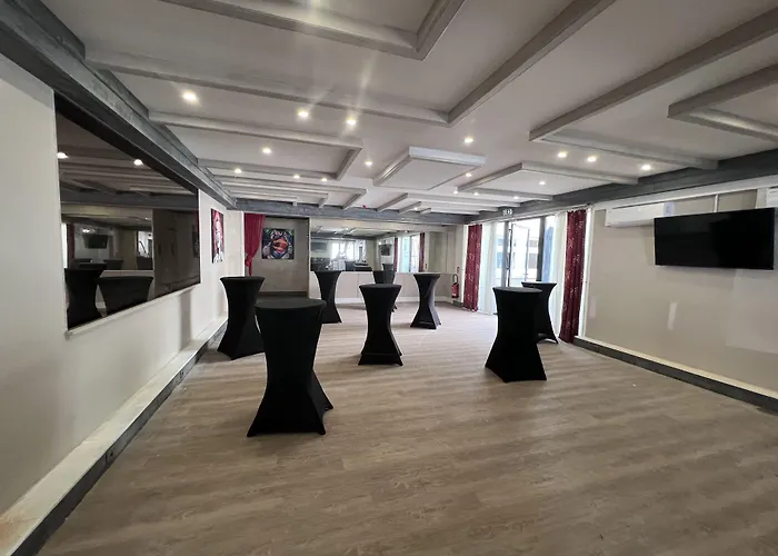 Logis Hotel De La Poste