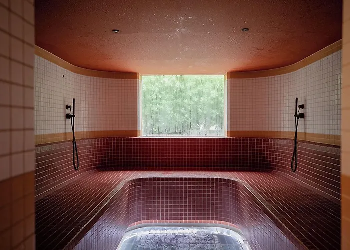 Sunnymead Hotel
