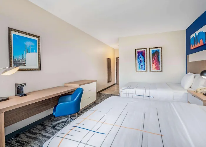La Quinta Inn & Suites Katy-Mills By Wyndham Katy