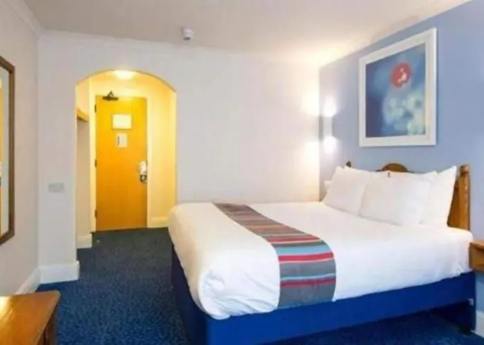 Travelodge Northampton Wootton