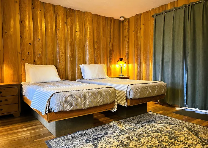 New Denver Lodge