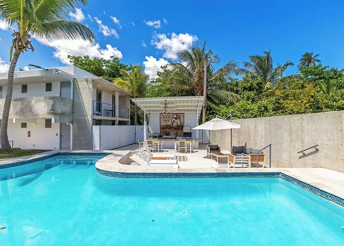 Viento Beach Lodge