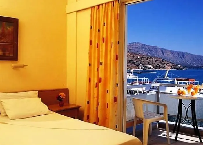 Aristea Hotel