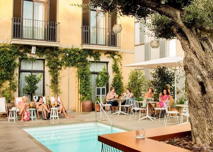 Hotel Oasis