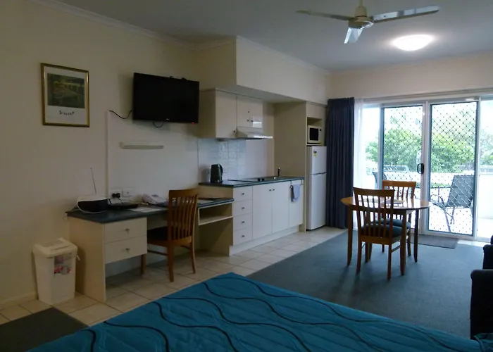 Madison Ocean Breeze Apartments