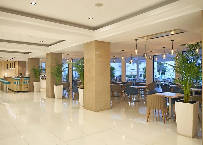 Sunrise Oasis Hotel & Waterpark